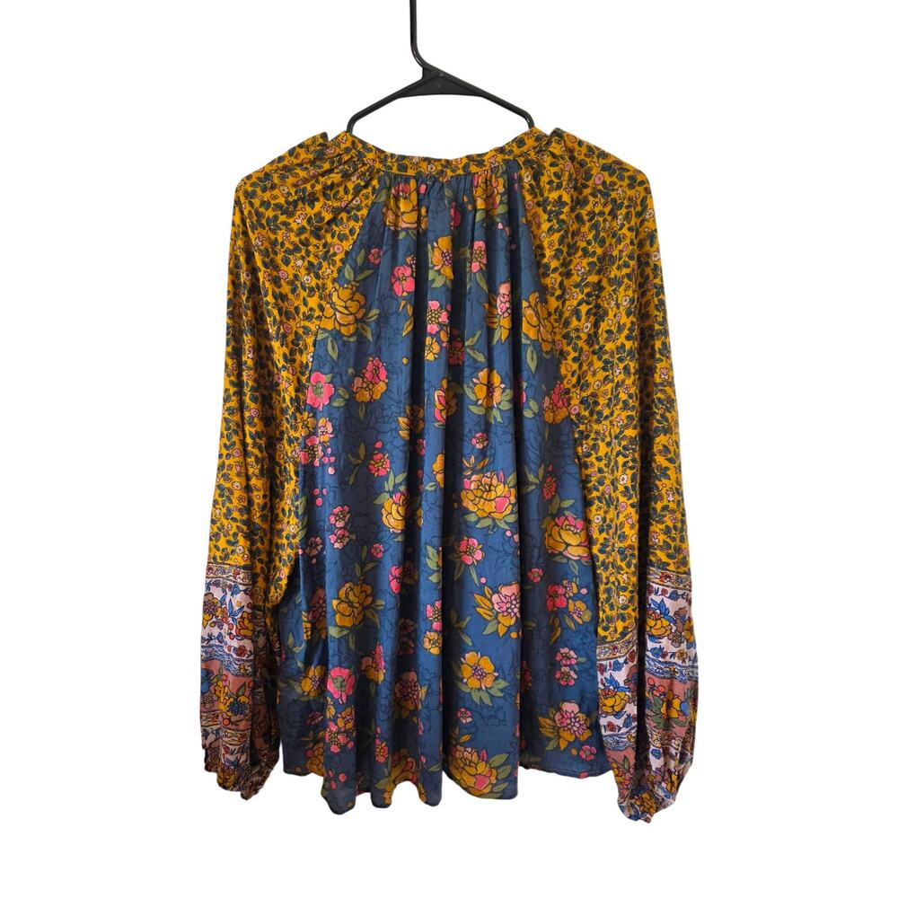 Natural Life Womens Floral Print V-neck Floral Blouse Size Large Blue Brown - Picture 2 of 3